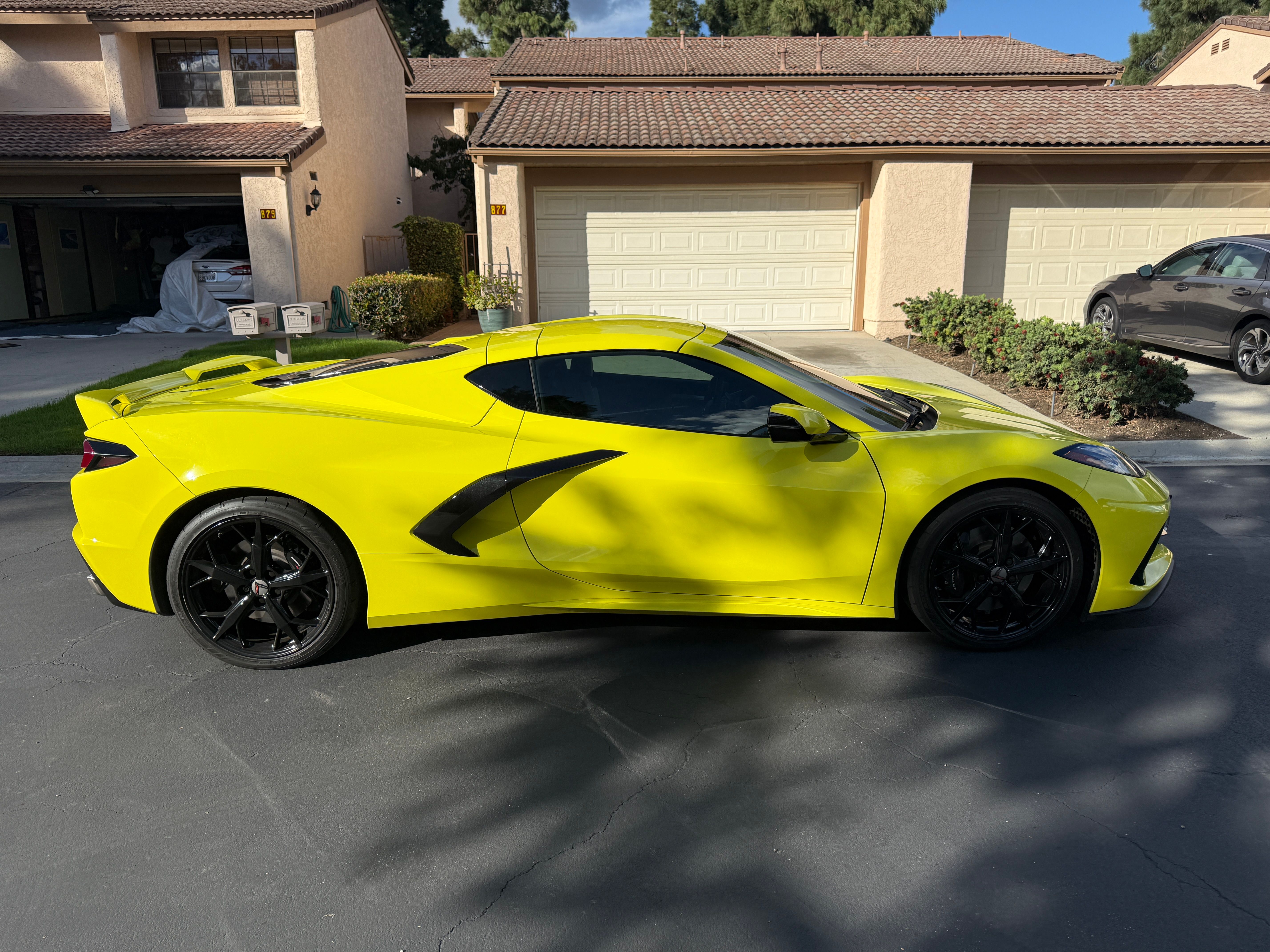 Used 2020 Chevrolet Corvette Stingray Preferred Cpe w/ 2LT Preferred Equipment Group RWD image 8