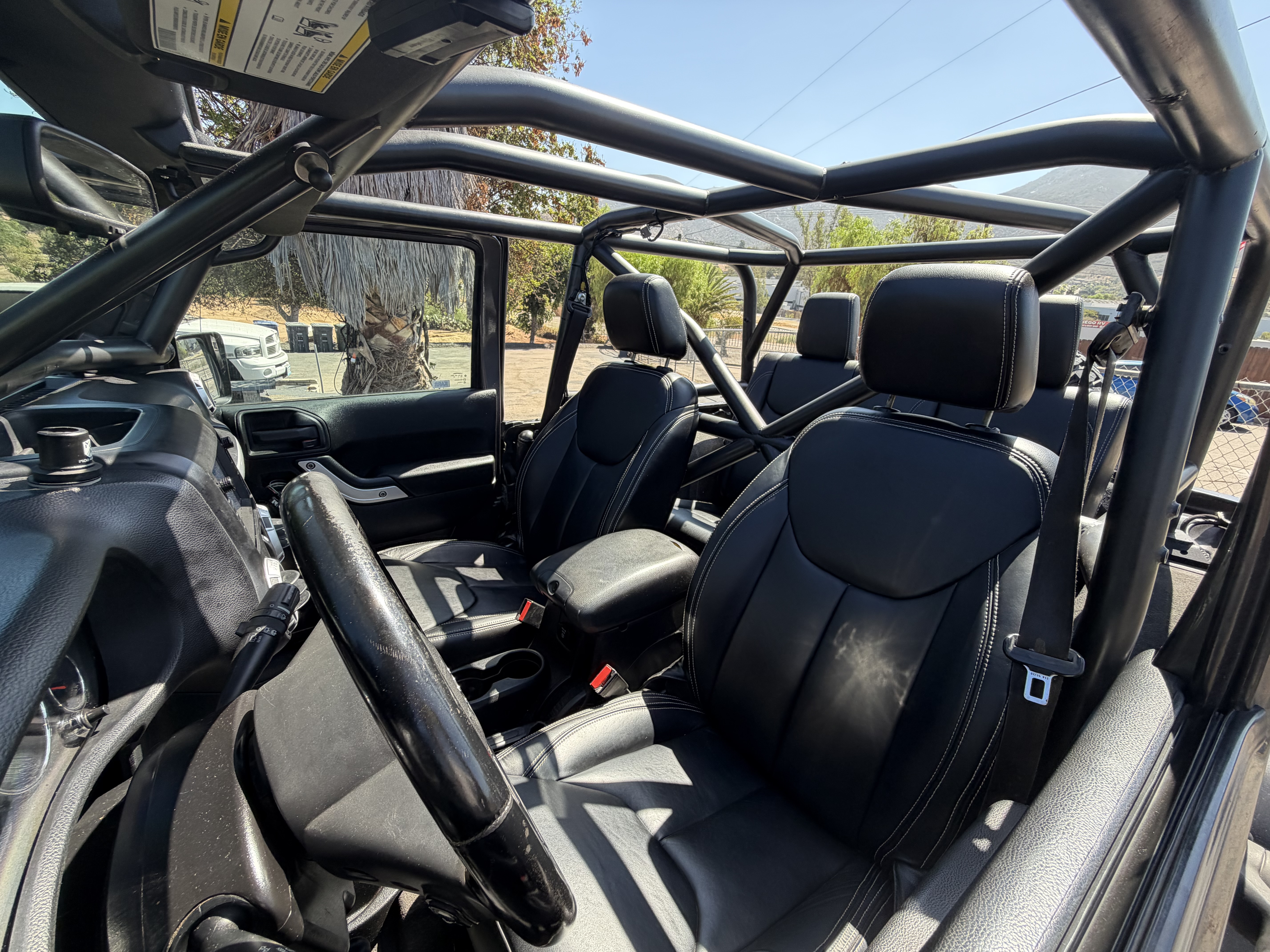 Used 2014 Jeep Wrangler Rubicon w/ Power Convenience Group AWD/4WD image 13