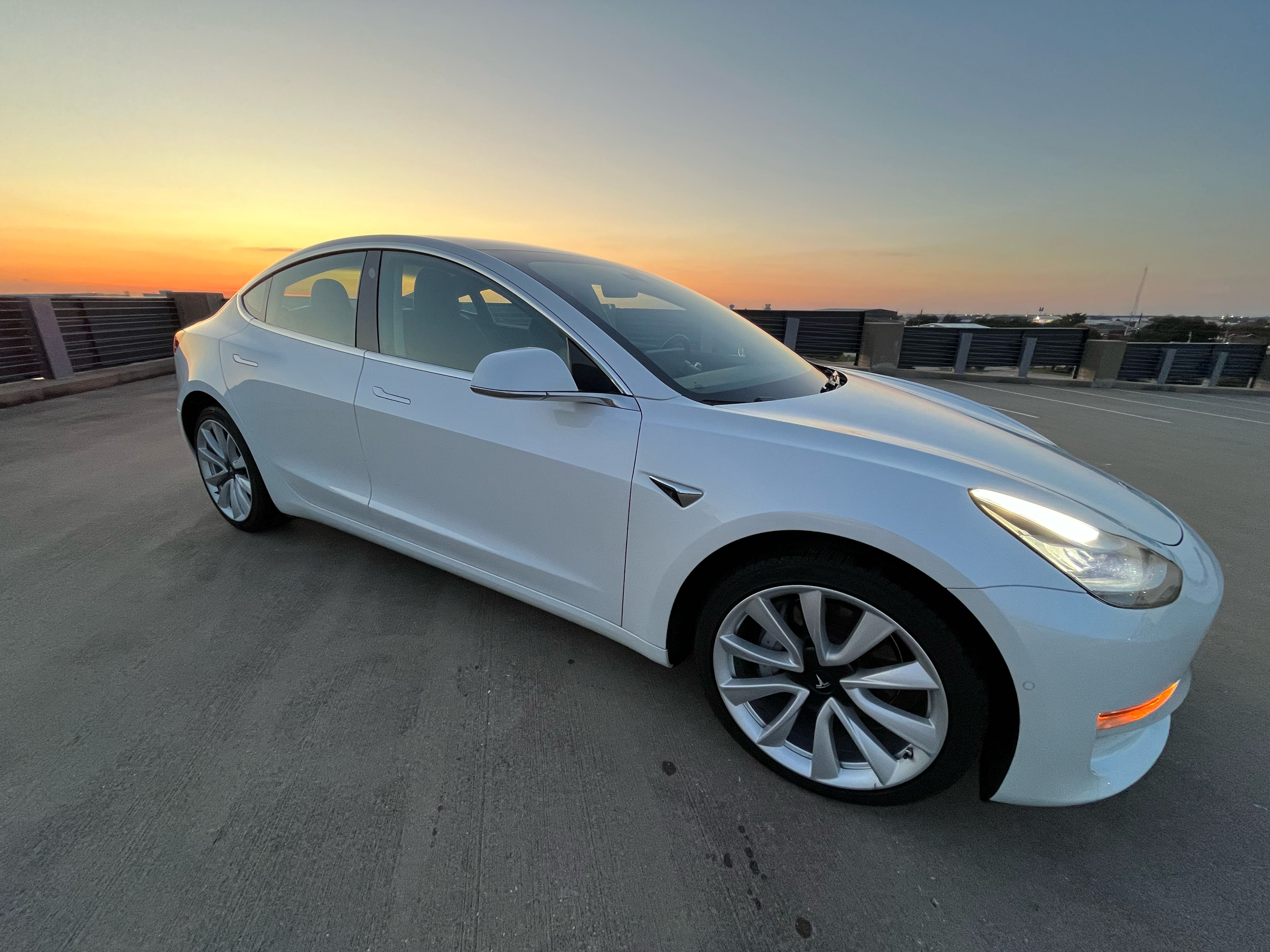 Used 2019 Tesla Model 3 Long Range AWD/4WD image 13