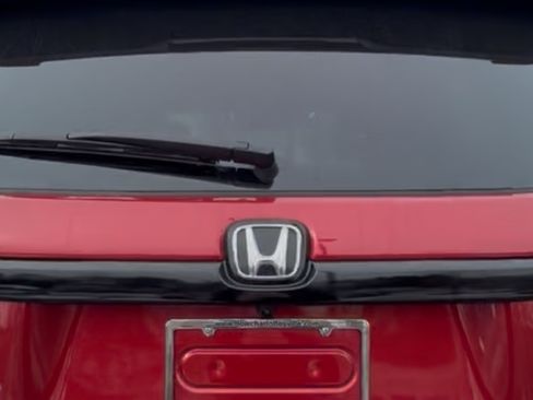 Used 2025 Honda Passport Black Edition image 4