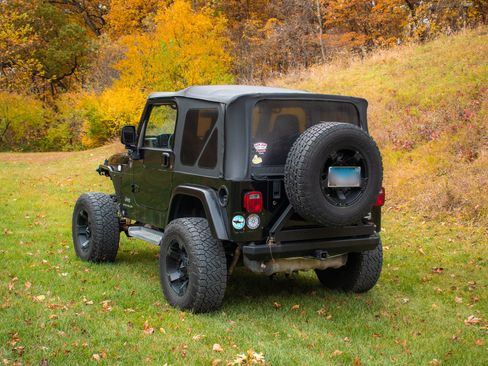Used 2004 Jeep Wrangler SE w/ Ecco Tire & Wheel Group image 4