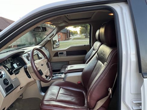 Used 2014 Ford F150 King Ranch w/ King Ranch Luxury Package image 12