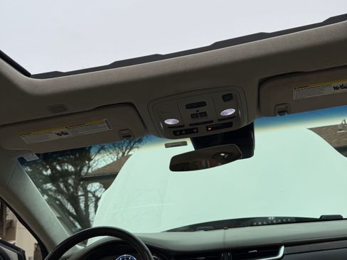 Used 2014 Cadillac XTS Platinum image 12