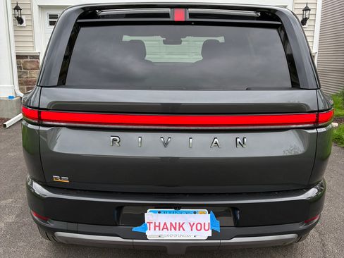 Used 2027 Rivian R2 Performance AWD/4WD image 24