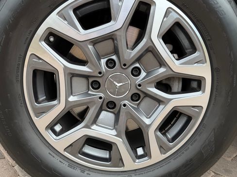 Used 2025 Mercedes-Benz G 550 image 15