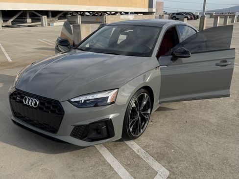 Used 2020 Audi S5 Premium Plus w/ Premium Plus image 23