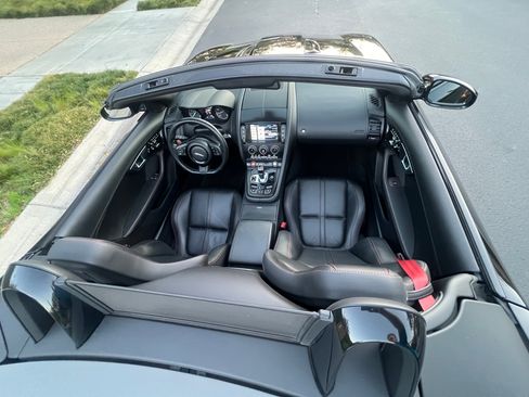 Used 2015 Jaguar F-TYPE S image 8