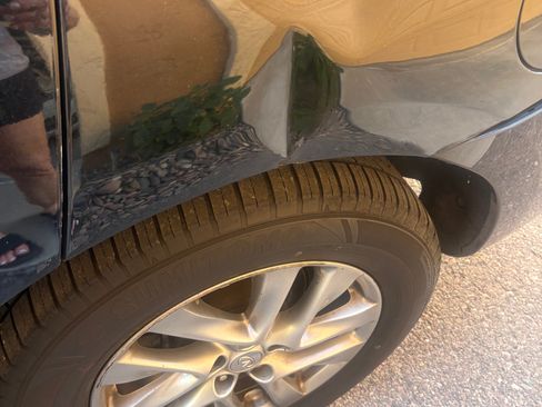 Used 2015 INFINITI QX60 3.5 Sport Utility 4D image 17