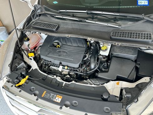 Used 2018 Ford Escape SEL AWD/4WD image 6