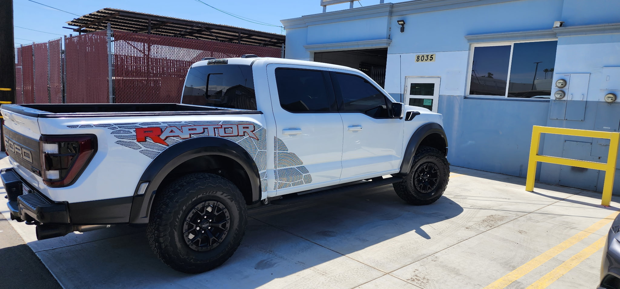 Used 2023 Ford F150 Raptor w/ Equipment Group 802A Raptor R AWD/4WD image 9