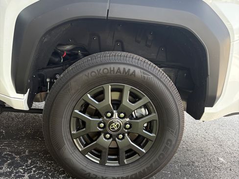 Used 2025 Toyota 4Runner SR5 RWD image 11