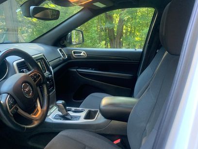 Used 2017 Jeep Grand Cherokee Laredo w/ Quick Order Package 23E