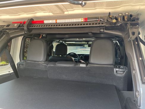 Used 2021 Jeep Wrangler Unlimited Rubicon image 12