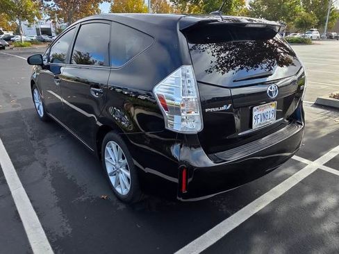 Used 2012 Toyota Prius V Five image 12