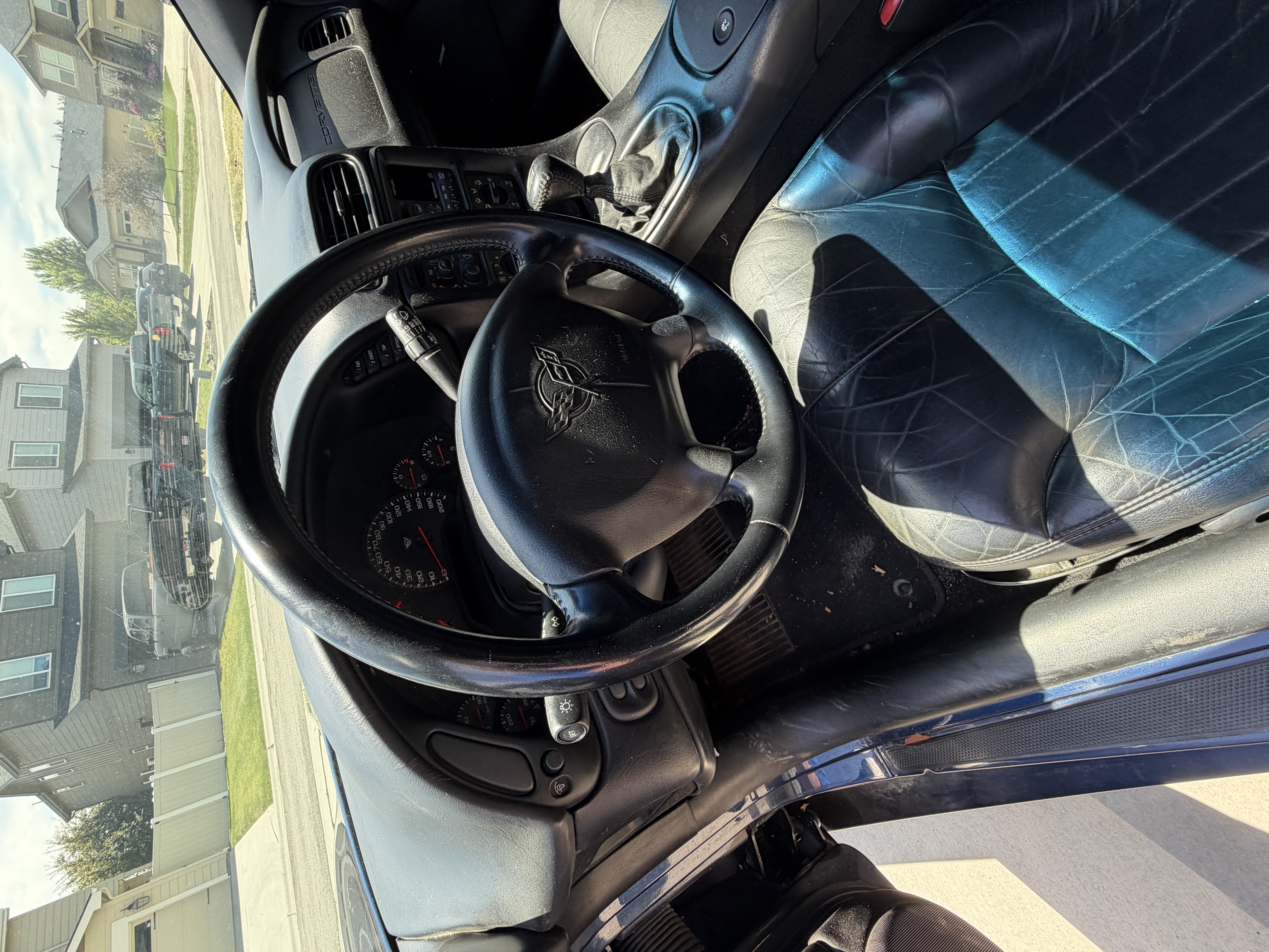 Used 2000 Chevrolet Corvette Coupe RWD image 15