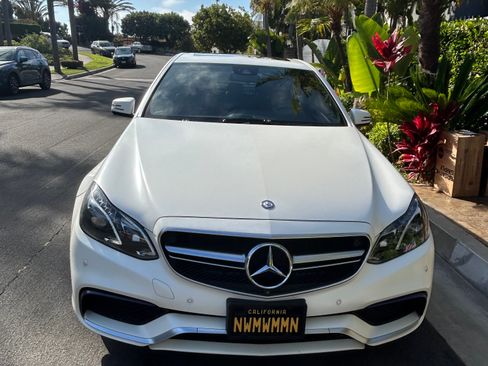 Used 2014 Mercedes-Benz E 63 AMG 4MATIC Sedan image 11