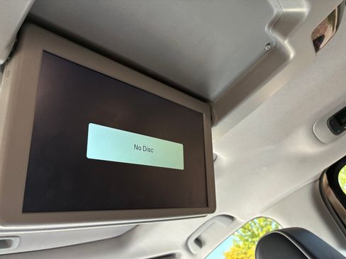 Used 2023 Honda Odyssey Elite image 17