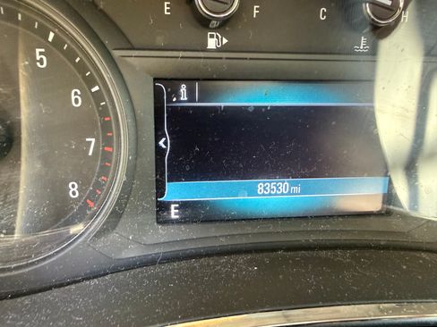 Used 2018 Buick Encore Essence AWD/4WD image 11