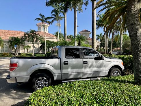Used 2013 Ford F150 XLT w/ Luxury Equipment Group RWD image 14