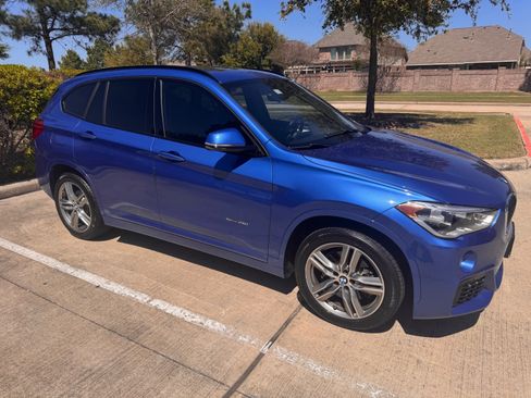 Used 2017 BMW X1 sDrive28i image 12