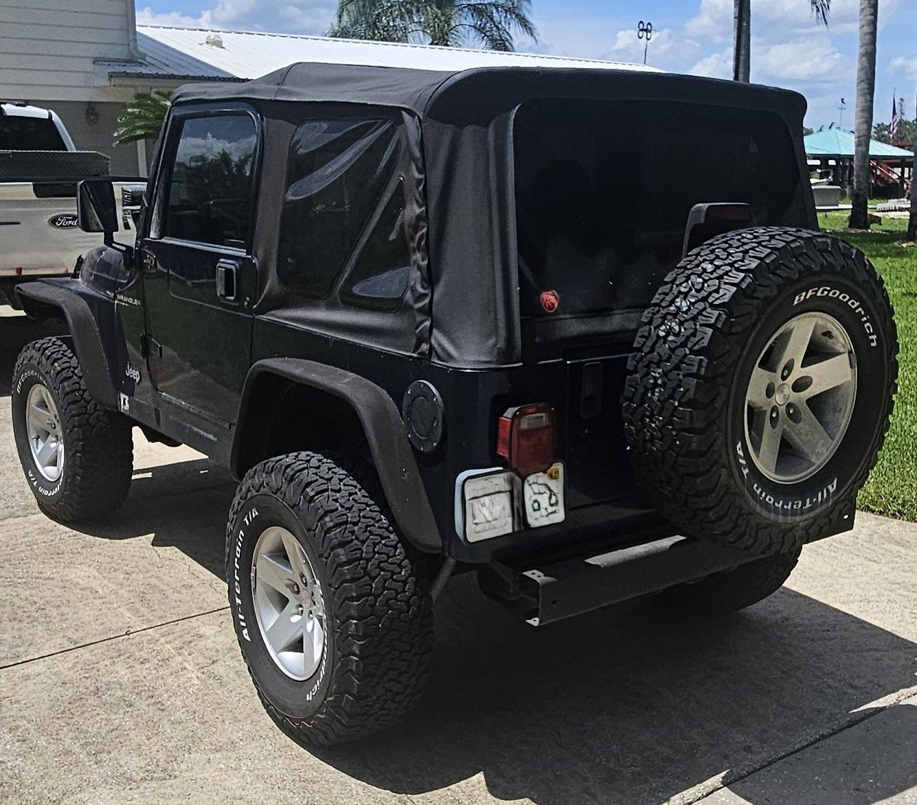 Used 2002 Jeep Wrangler X AWD/4WD image 10