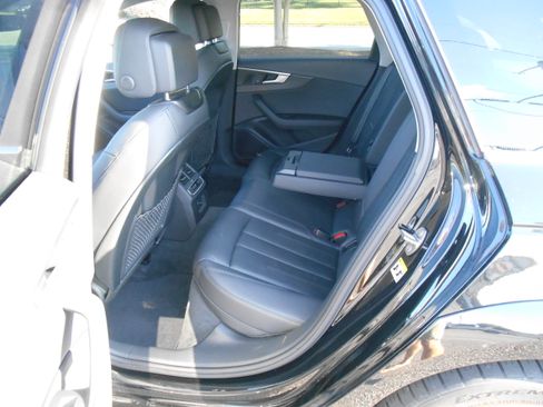 Used 2017 Audi A4 2.0T allroad Premium Plus image 15