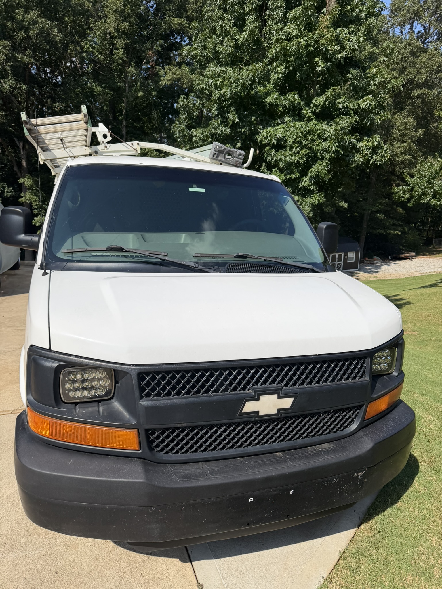 Used 2006 Chevrolet Express 2500 RWD image 2