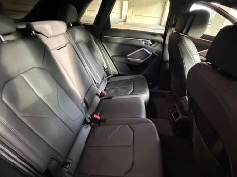 Used 2020 Audi Q3 2.0T Premium Plus w/ Premium Plus Package image 13