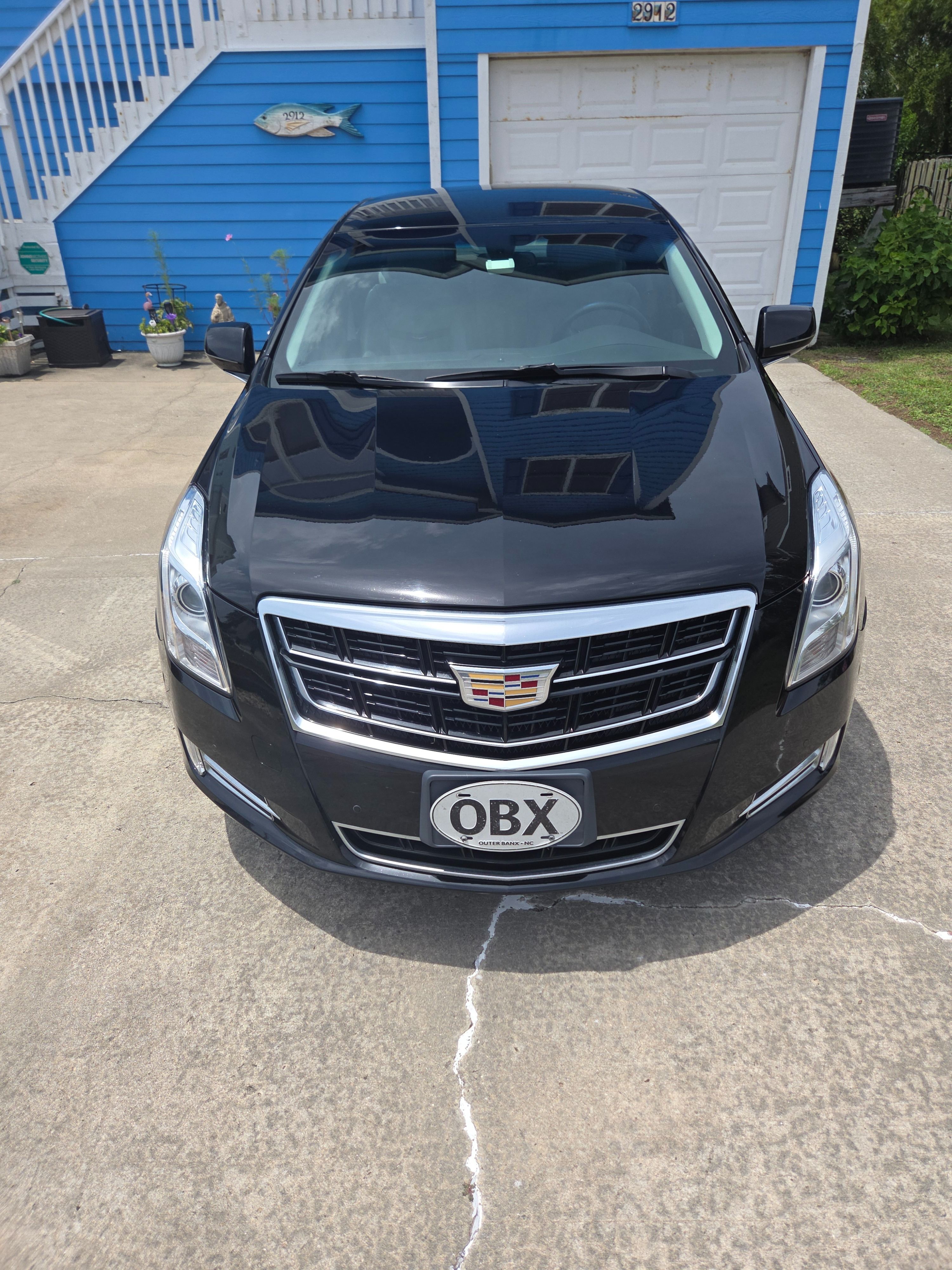 Used 2017 Cadillac XTS Luxury FWD image 1