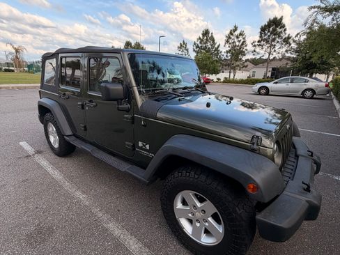 Used 2007 Jeep Wrangler Unlimited X AWD/4WD image 4