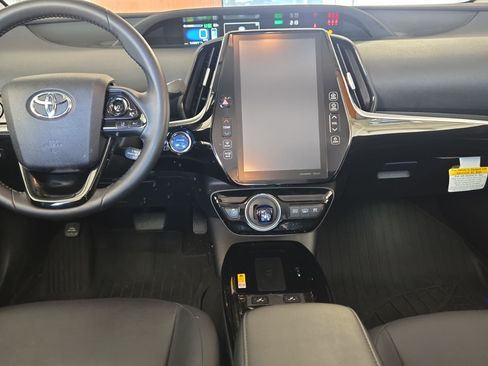 Used 2020 Toyota Prius Prime XLE image 15