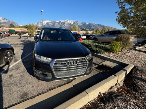 Used 2018 Audi Q7 3.0T Premium Plus w/ Premium Plus Package image 11