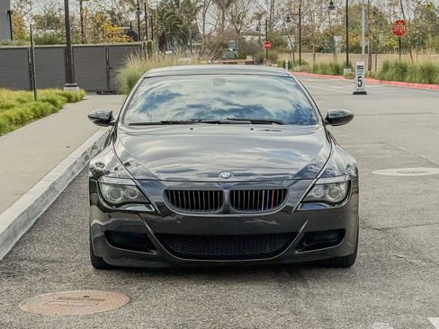 Used 2008 BMW M6 Coupe 2D image 2