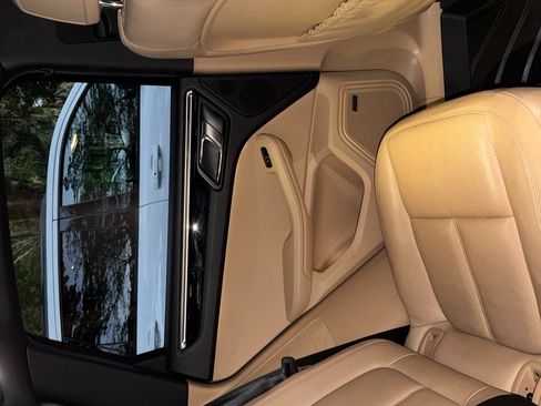 Used 2018 Porsche Macan S w/ Premium Package Plus AWD/4WD image 12