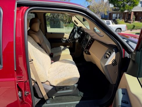 Used 2016 Ford F250 Lariat w/ Lariat Ultimate Package image 6