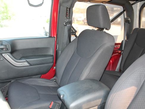Used 2013 Jeep Wrangler Sport image 5