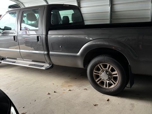 Used 2016 Ford F250 XL w/ Power Equipment Group image 7
