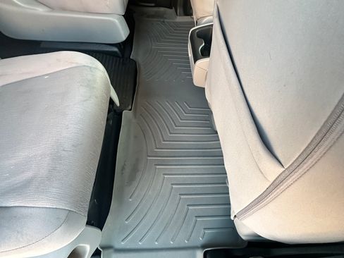 Used 2019 Honda Odyssey LX image 12