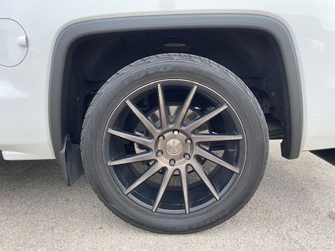 Used 2017 GMC Sierra 1500 SLT image 23