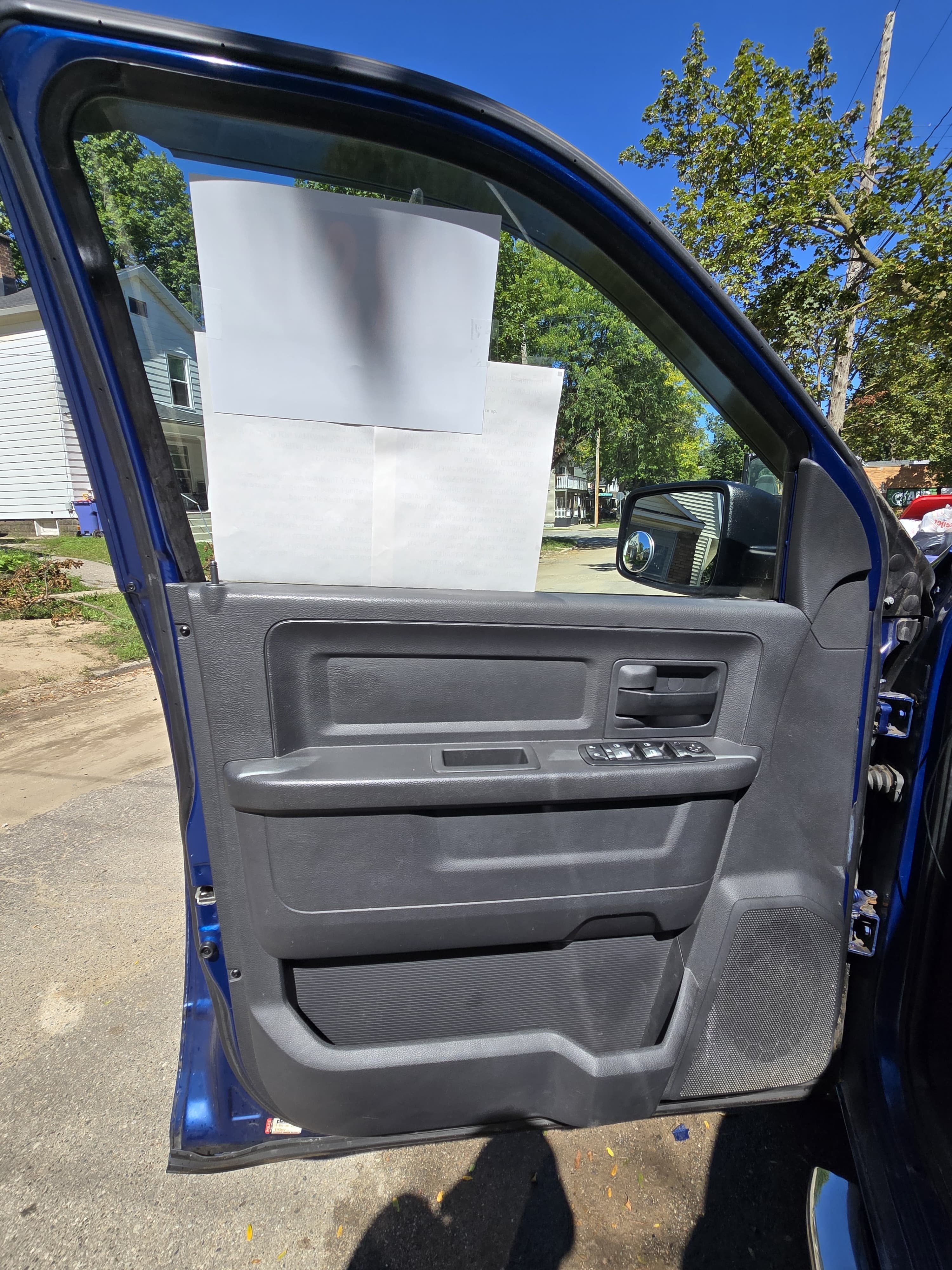 Used 2010 Dodge Ram 1500 Truck ST w/ SXT Appearance Group AWD/4WD image 17
