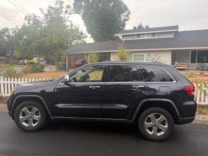 Used 2011 Jeep Grand Cherokee Limited w/ Trailer Tow Group IV