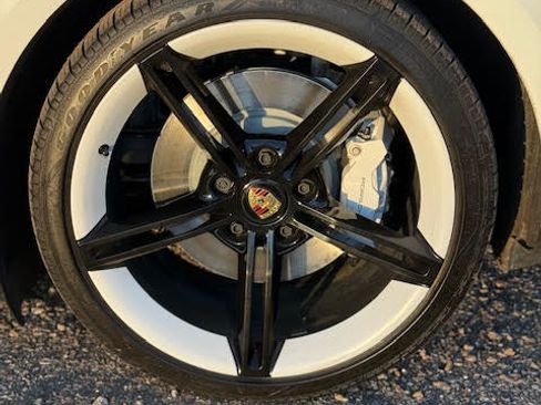 Used 2023 Porsche Taycan GTS image 8