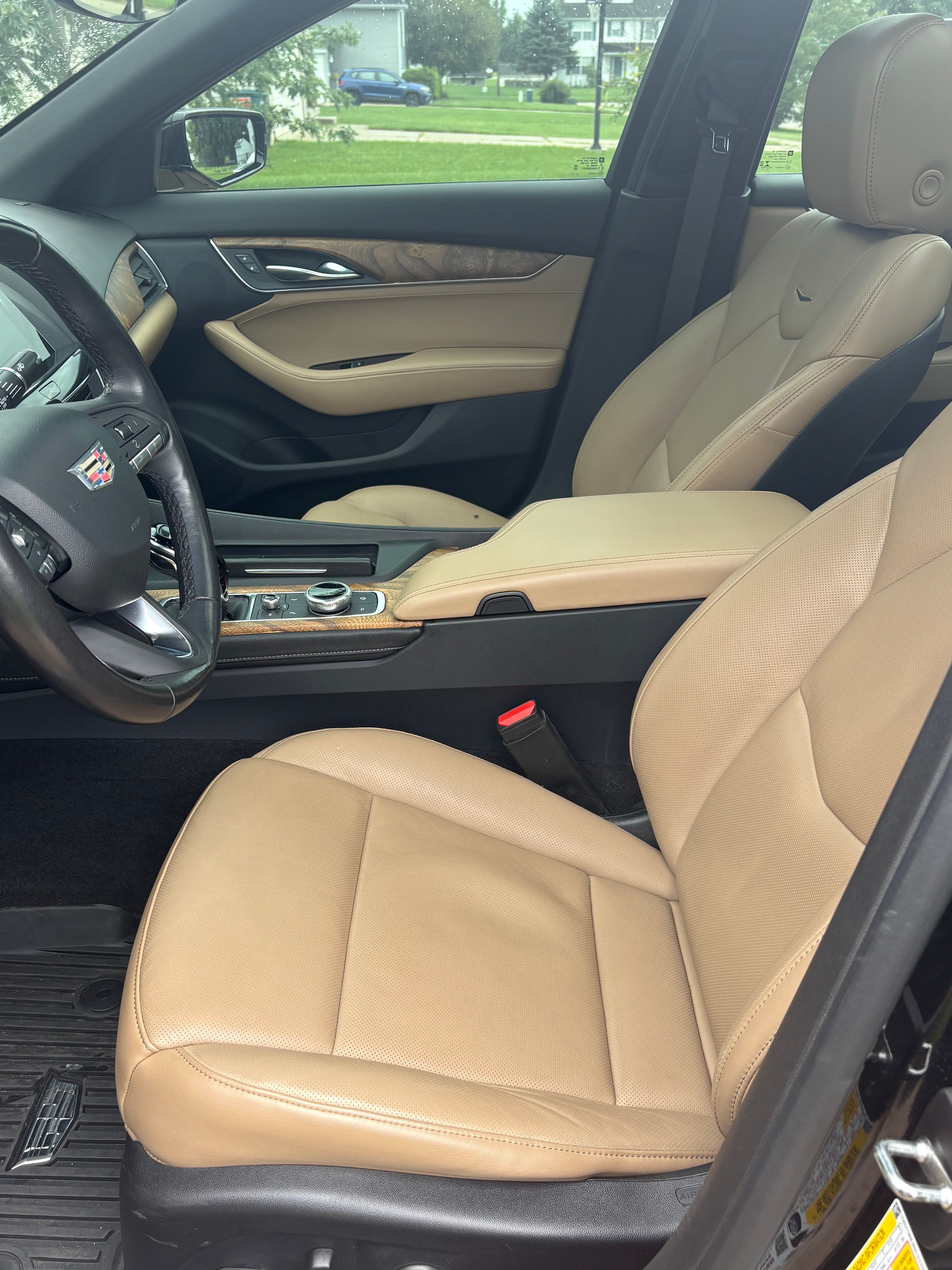 Used 2022 Cadillac CT5 Premium Luxury w/ Technology Package AWD/4WD image 6