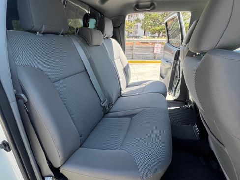 Used 2014 Toyota Tacoma 4x4 Double Cab w/ TRD Sport Package image 12