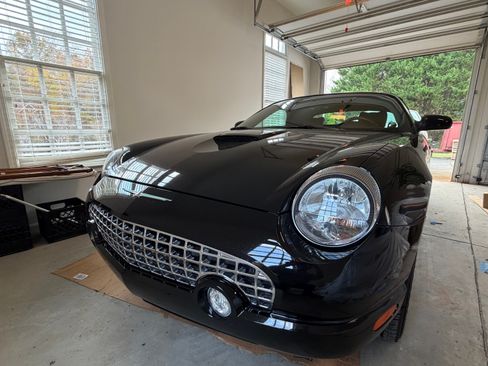 Used 2003 Ford Thunderbird image 15