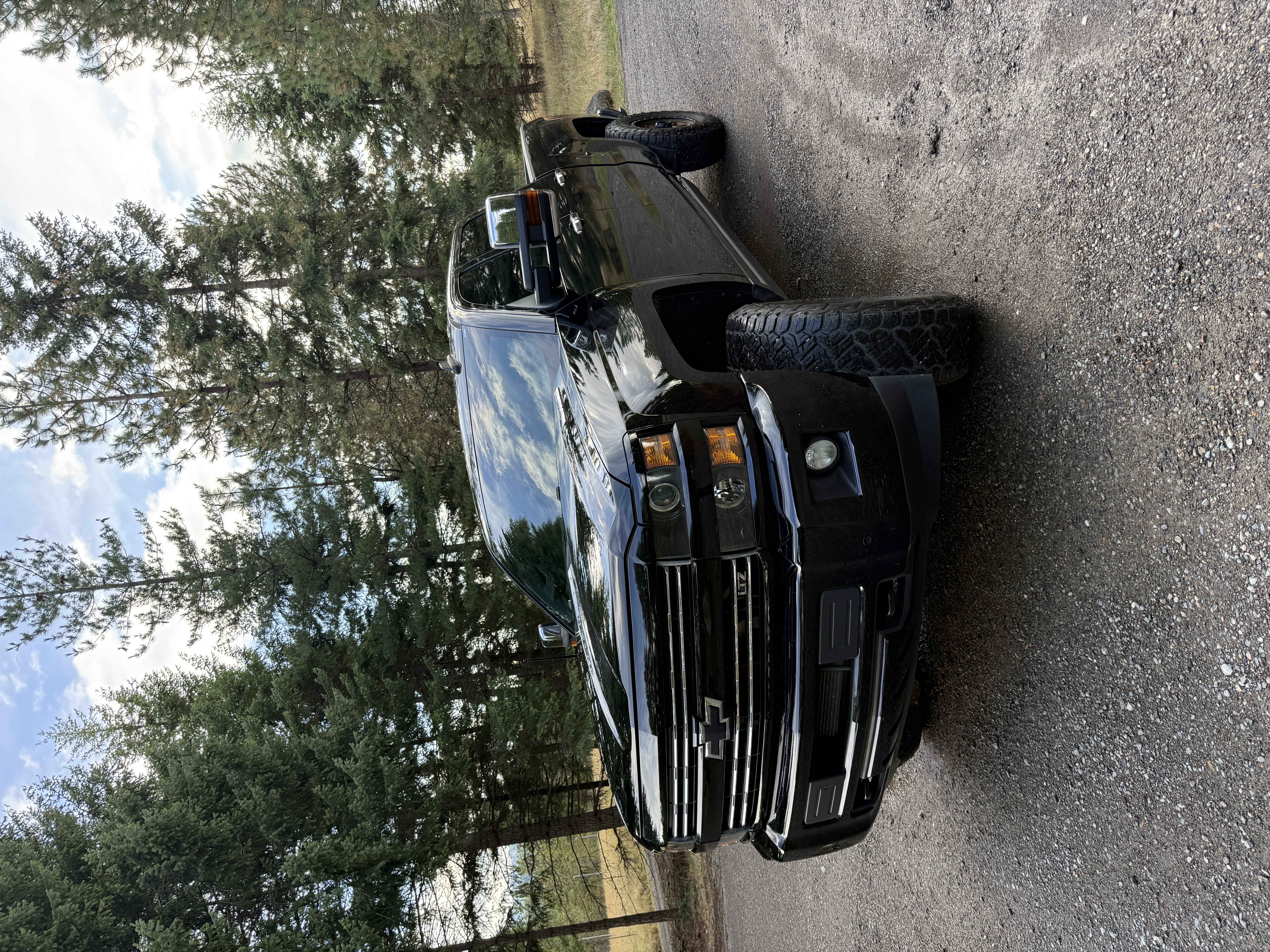 Used 2016 Chevrolet Silverado 2500 LTZ w/ Duramax Plus Package AWD/4WD image 2