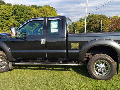 Used 2015 Ford F350 XL image 2