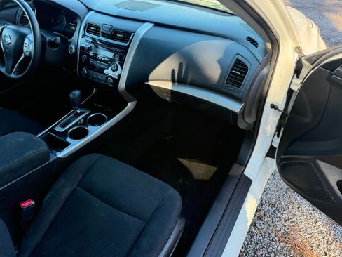 Used 2014 Nissan Altima 2.5 S image 8
