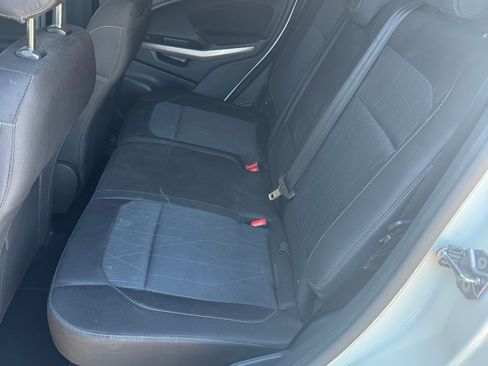 Used 2020 Ford EcoSport SE w/ SE Convenience Package image 8