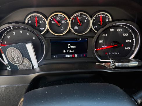 Used 2020 Chevrolet Silverado 1500 LT w/ All-Star Edition image 9